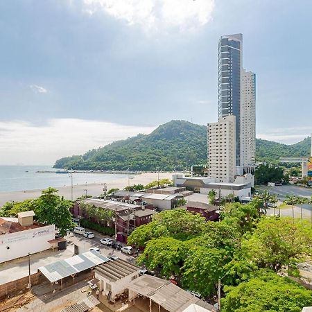 3 Suites Linda Vista Da Orla De Bc A 50M Da Praia - Somente Familiares Balneário Camboriú المظهر الخارجي الصورة