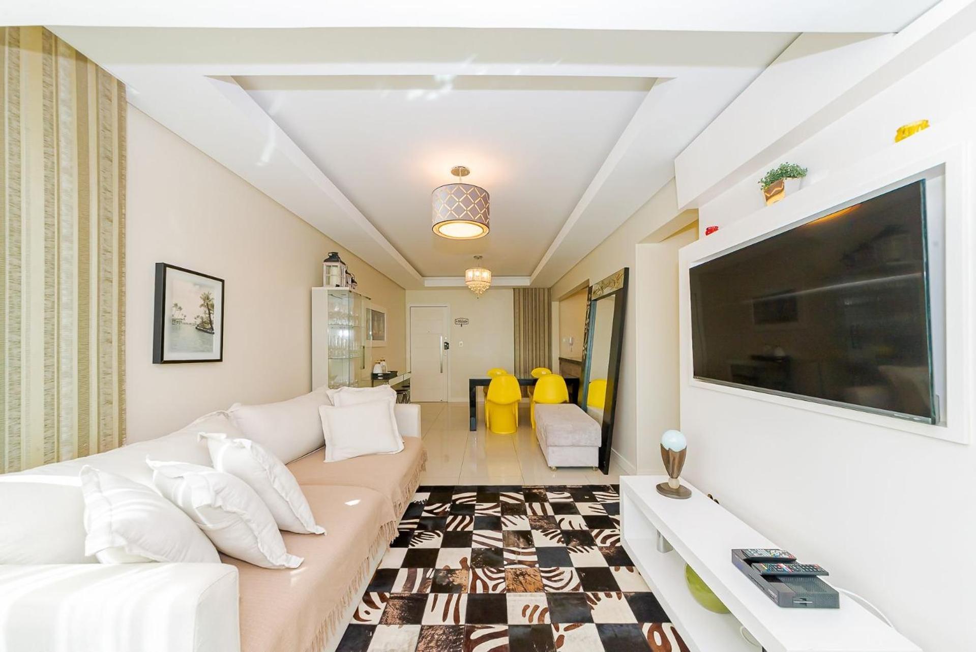 3 Suites Linda Vista Da Orla De Bc A 50M Da Praia - Somente Familiares Balneário Camboriú المظهر الخارجي الصورة